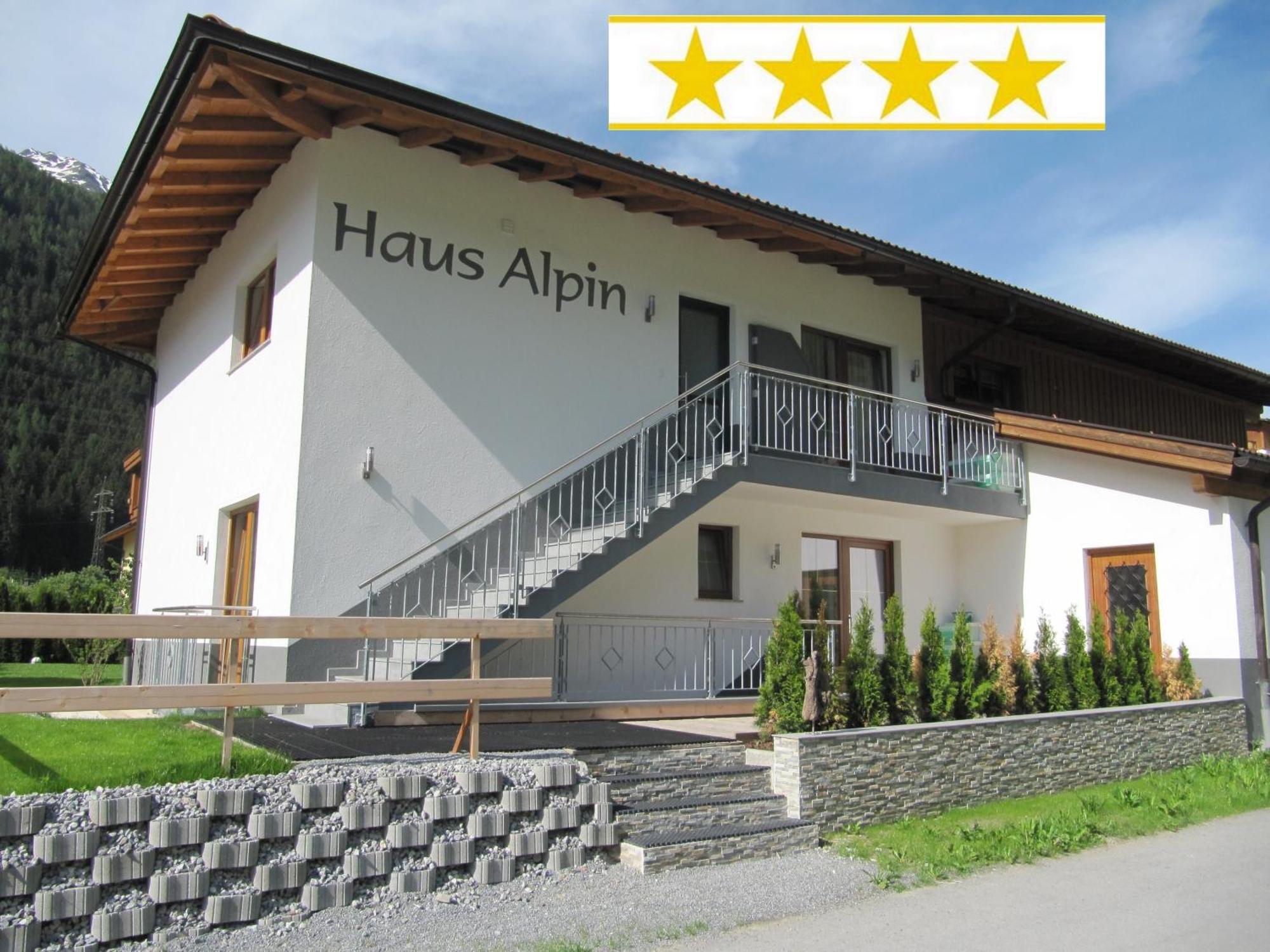 Haus Alpin Apartments ペットイ・アム・アールベルク エクステリア 写真