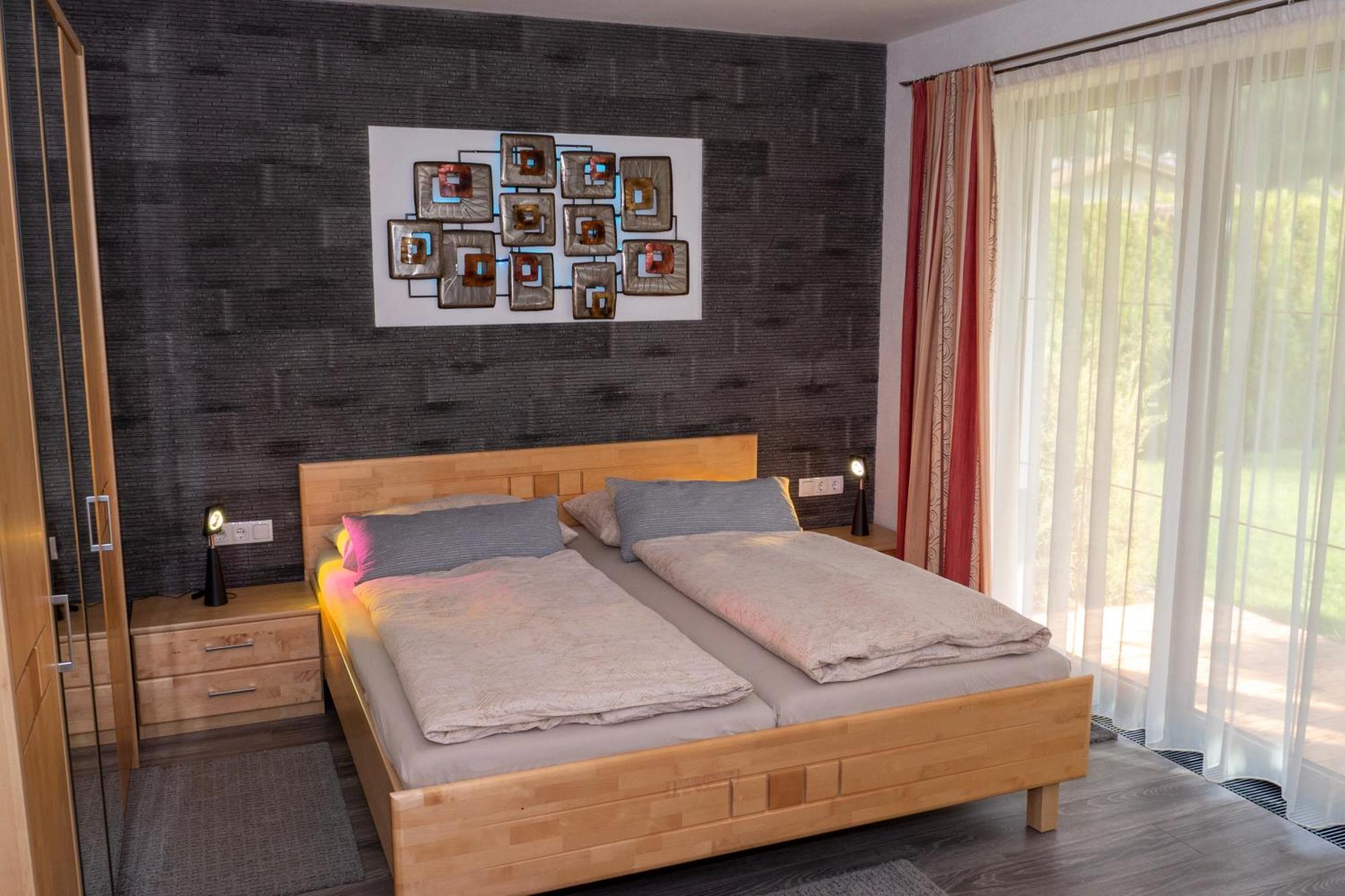 Haus Alpin Apartments ペットイ・アム・アールベルク エクステリア 写真